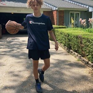 Meet your Posher, Tate